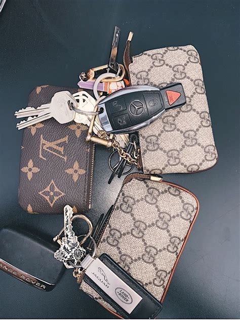 louis vuitton key holder replica|louis vuitton keyholder.